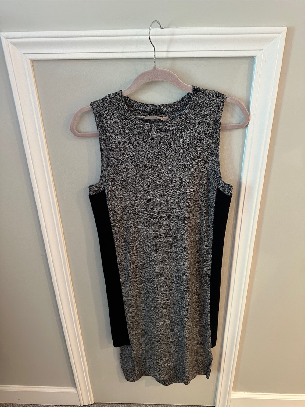 Athleta Gray Knit Sleeveless Shift Dress with Black Side Panels
